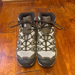 Men’s Salomon Boots, Size 10.5 NWOT